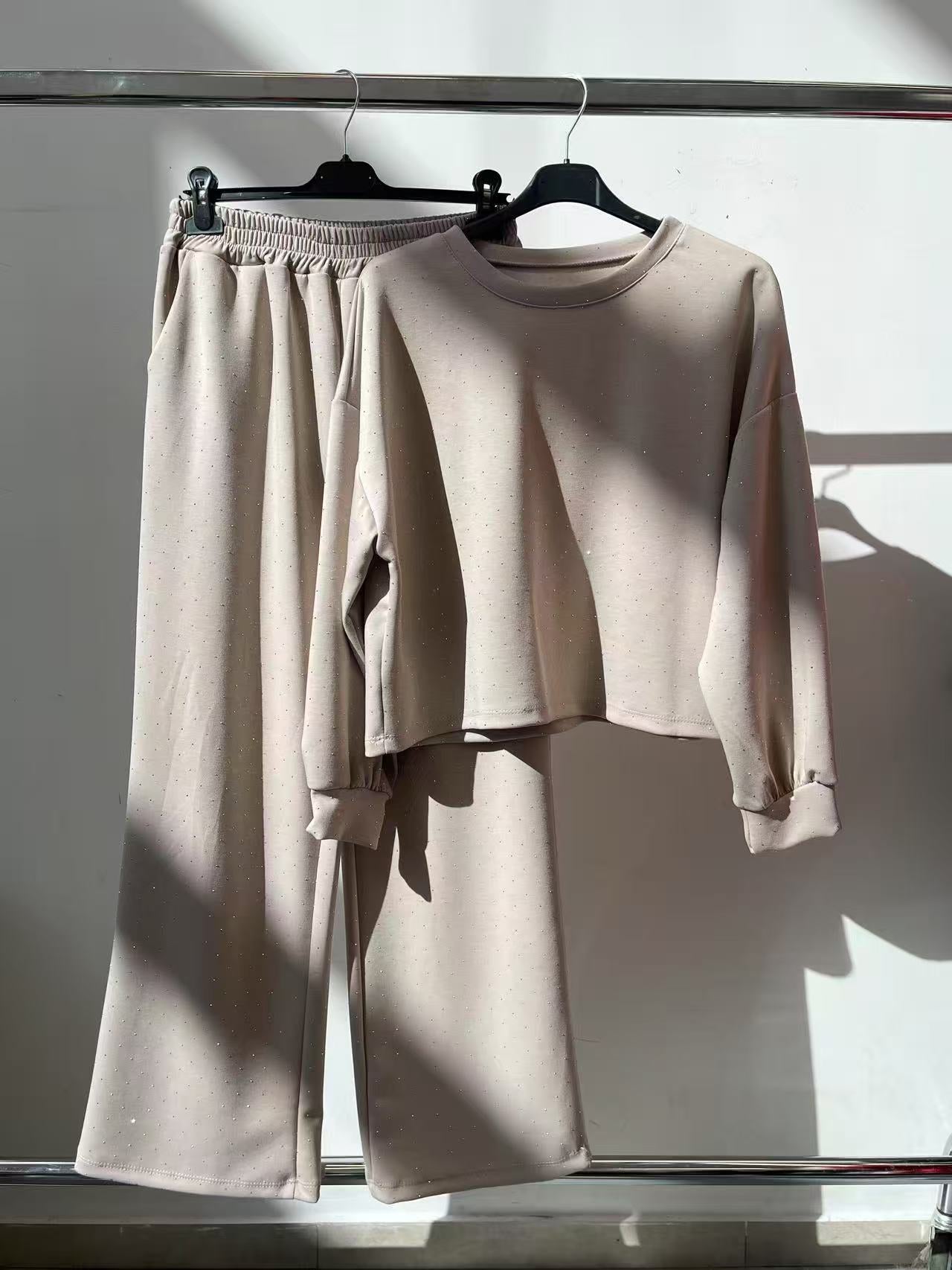 Air Layer Lounge Set — Sweatshirt & Wide-Leg Pants