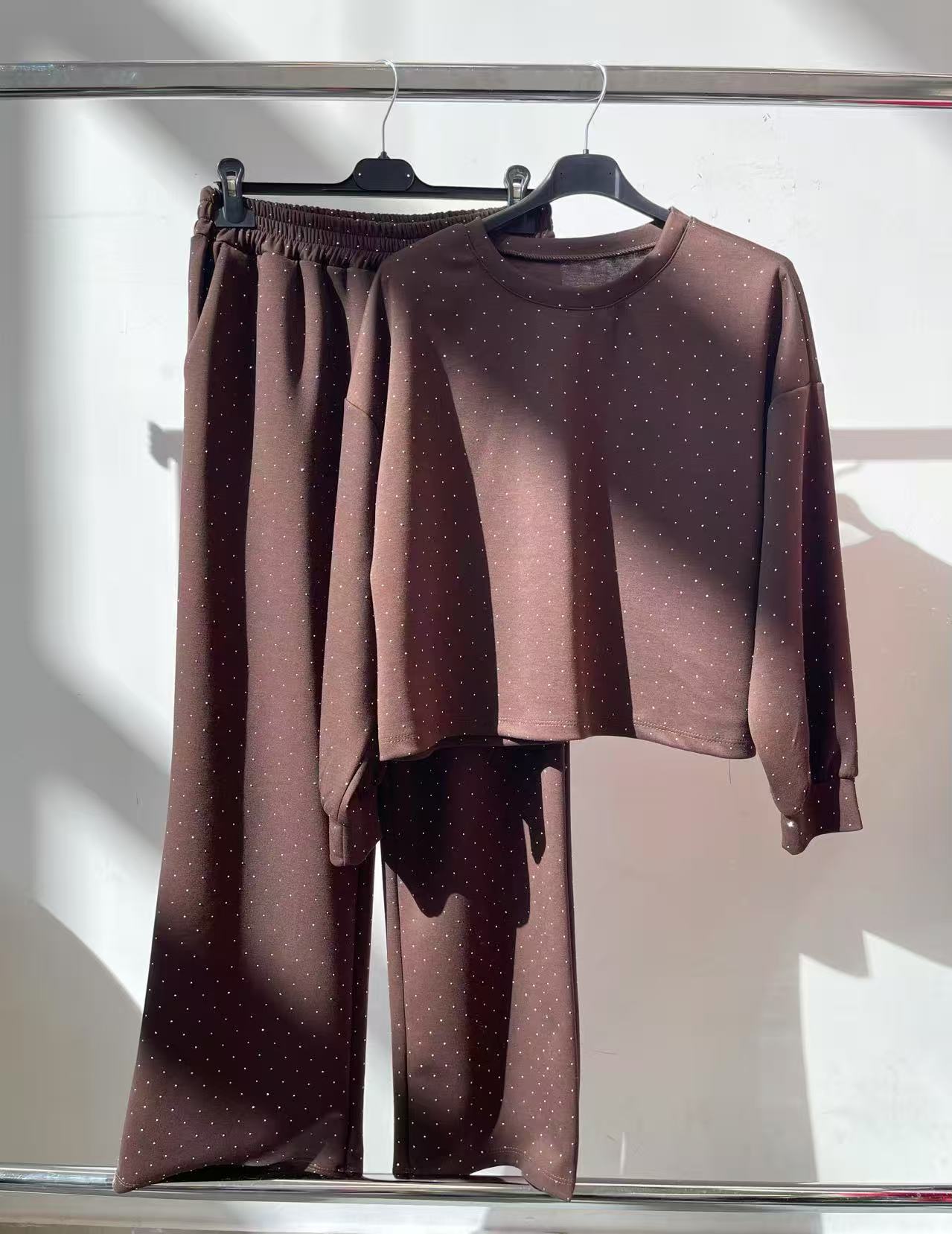 Air Layer Lounge Set — Sweatshirt & Wide-Leg Pants
